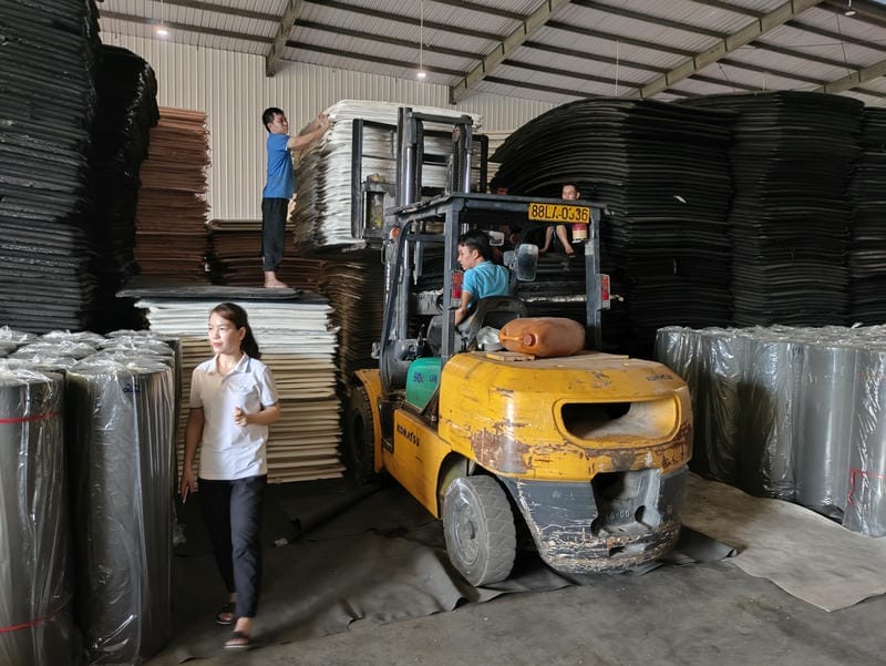 Âu Lạc là doanh nghiệp sản xuất và phân phối vật liệu xốp EVA, sản phẩm