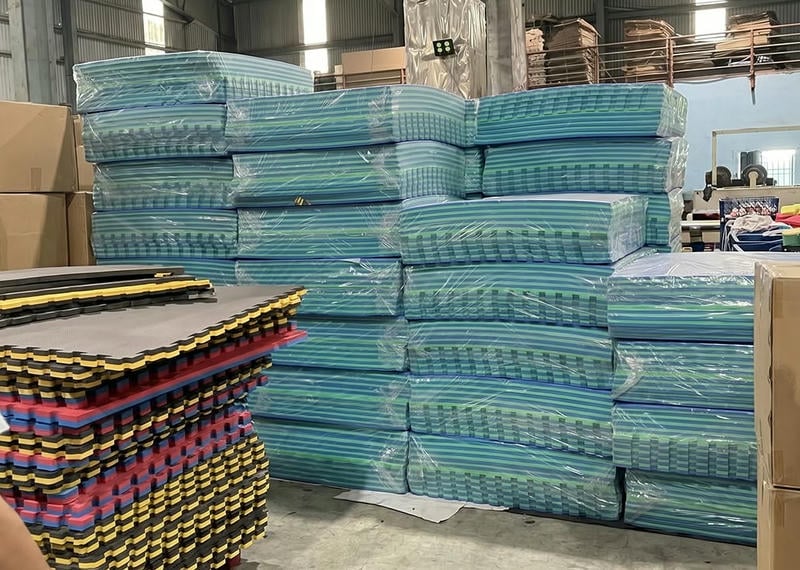 Thảm Xốp Ghép Trản Sàn Âu Lạc 1