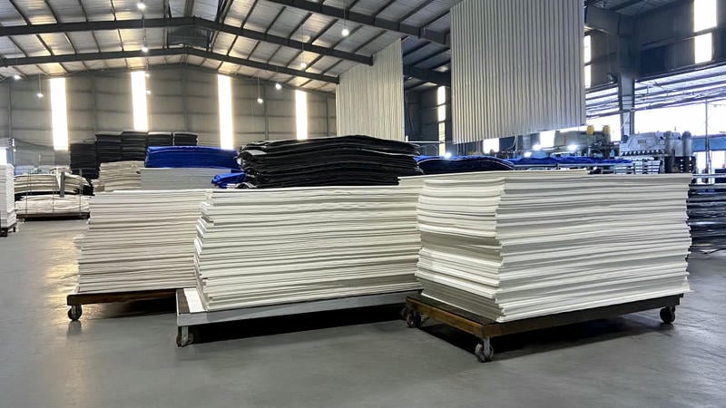 Shore A thường dùng cho vật liệu mềm, đàn hồi hơn; Shore C phù hợp nhóm