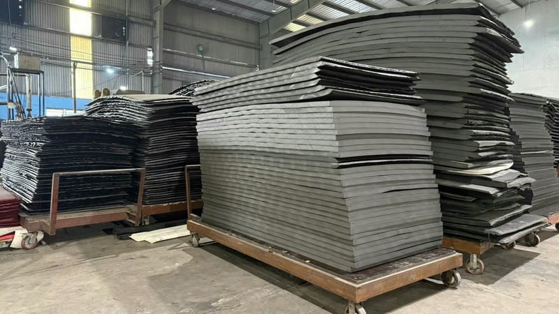 Âu Lạc hoạt động trong sản xuất và phân phối vật liệu xốp EVA, nhận gia